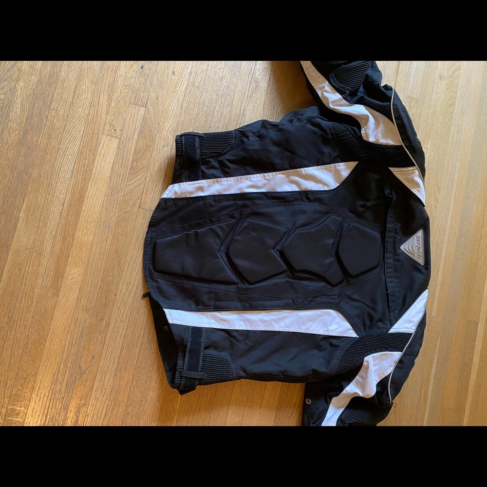 Motorcycle jacket - Picture 6 of 8
